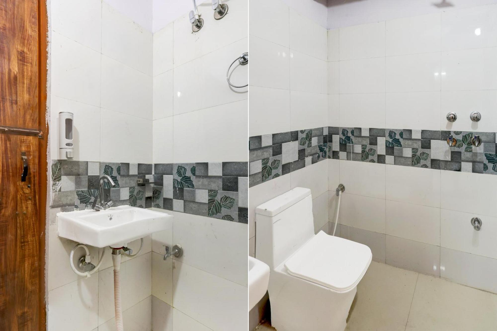 Hotel O Ocean Plaza Нью-Дели Экстерьер фото